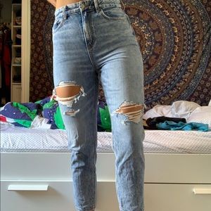 American Eagle Curvy Mom Jeans